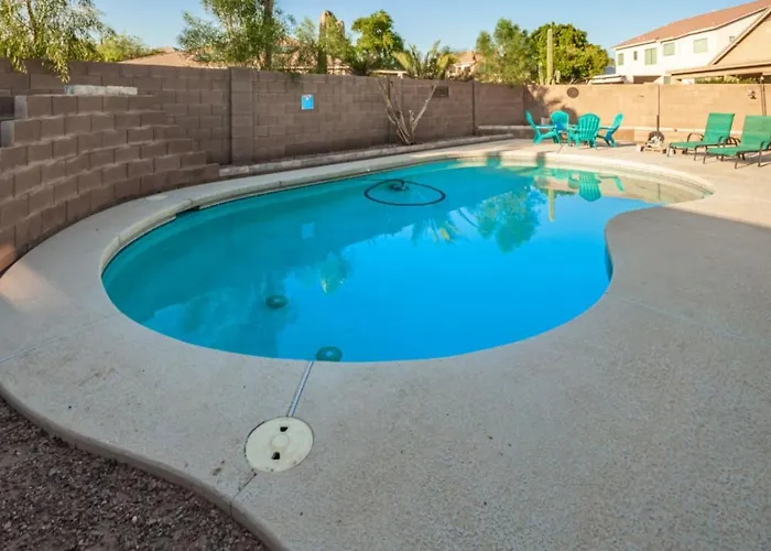 Beautifully Decorated Homeavondaleprivatepool Holiday home Avondale